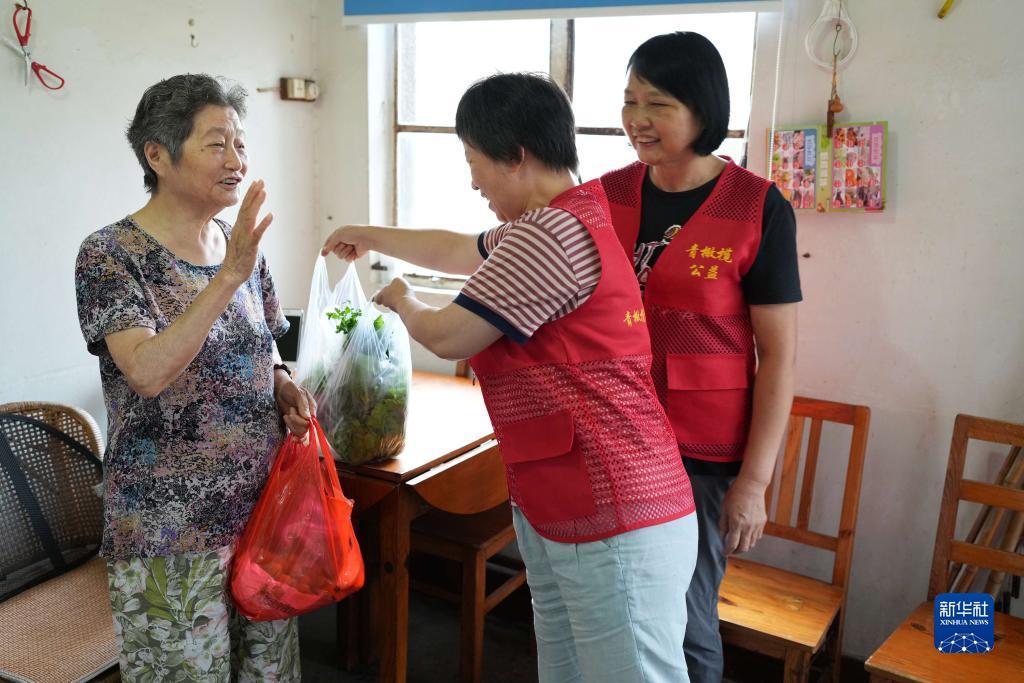 老虎机后面4个键作用